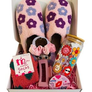 Minky Accessories Cozy Pink and Purple Slippers gift sets for parties